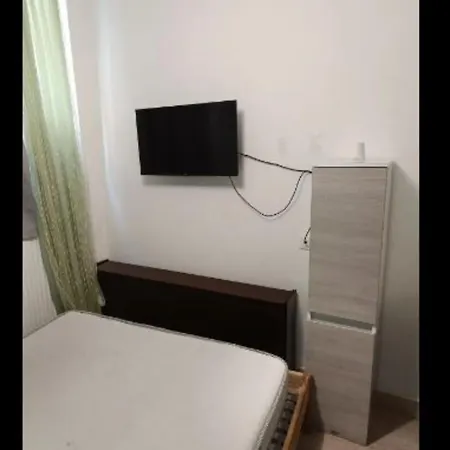 2 Bedroom Heart Of Center